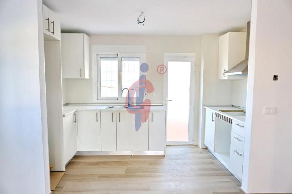 Квартира на продажу на  Calle del Enginyer Joaquín Muñoz, 74, Гуардамар-дель-Сегура photo 3