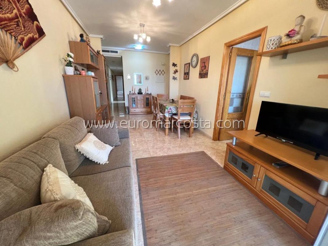 Venta de piso en Calle Cartagena, Guardamar del Segura
 photo 2