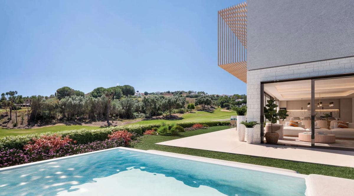 Sale of townhouse in Entrelagos, 1 , Mijas photo 2