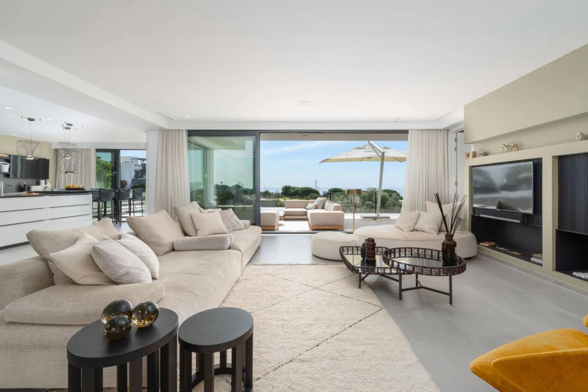 Properties for sale and rent in Spain photo 5
