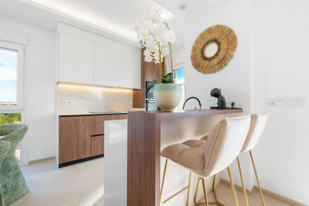 Продажа квартиры на Avenida Guatemala s/n, Рохалес
photo 2