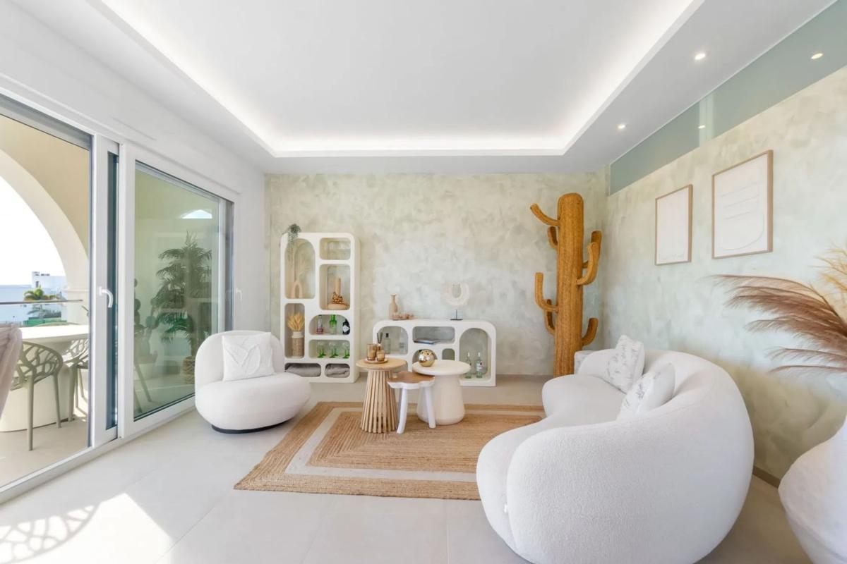 Продажа квартиры на Avenida Guatemala s/n, Рохалес
photo 3