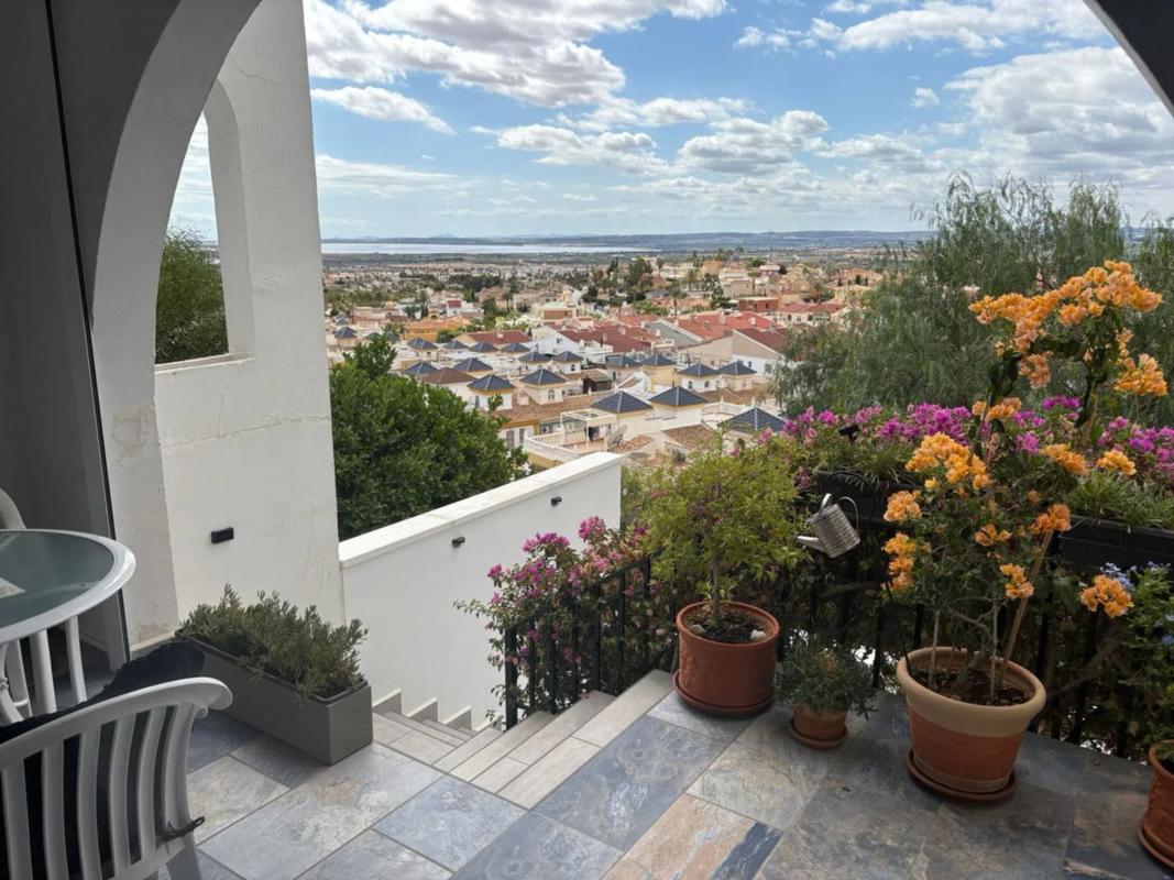 Venta de chalet independiente en Ciudad Quesada, Rojales
photo 1