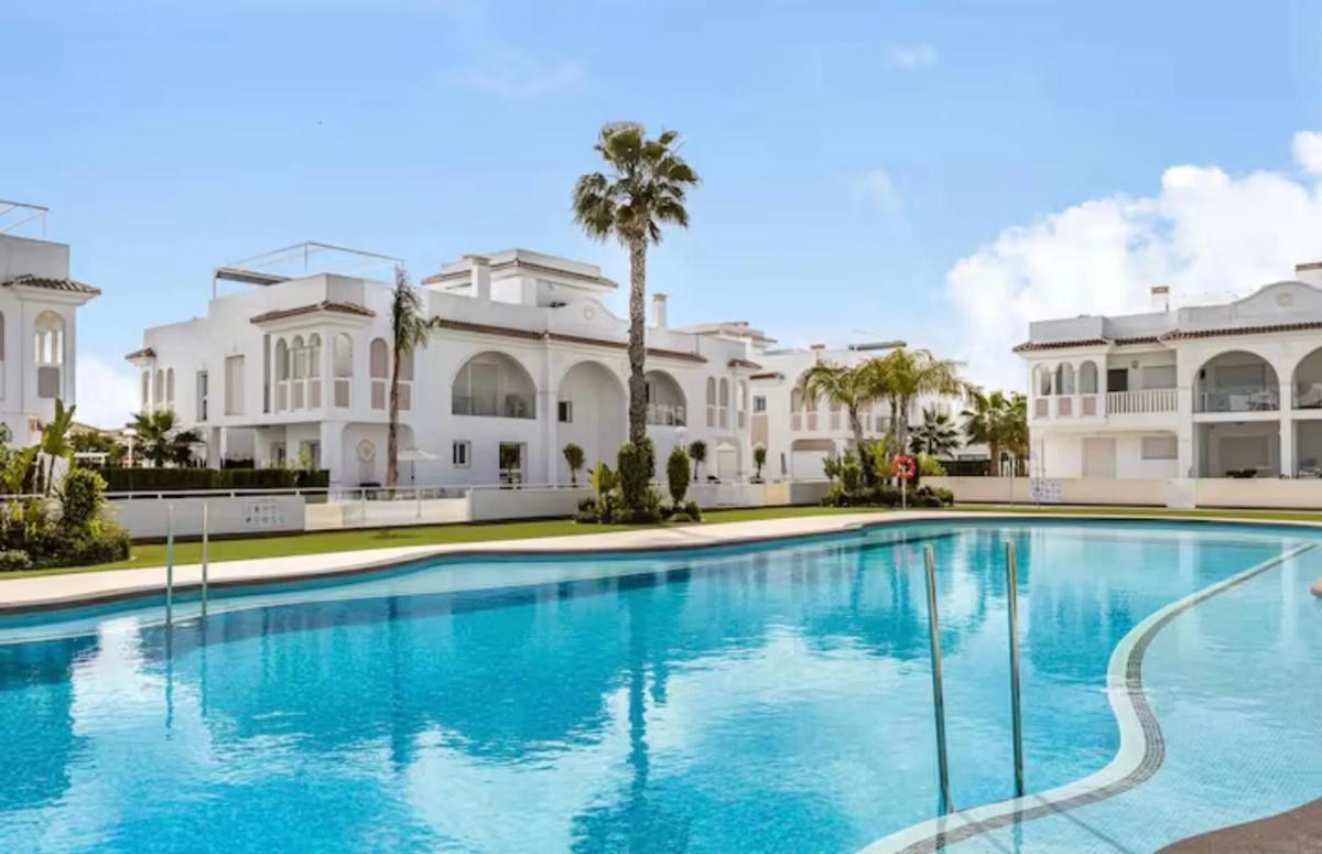 Venta de chalet adosado en Avenida de Málaga, 22 , Rojales photo 4