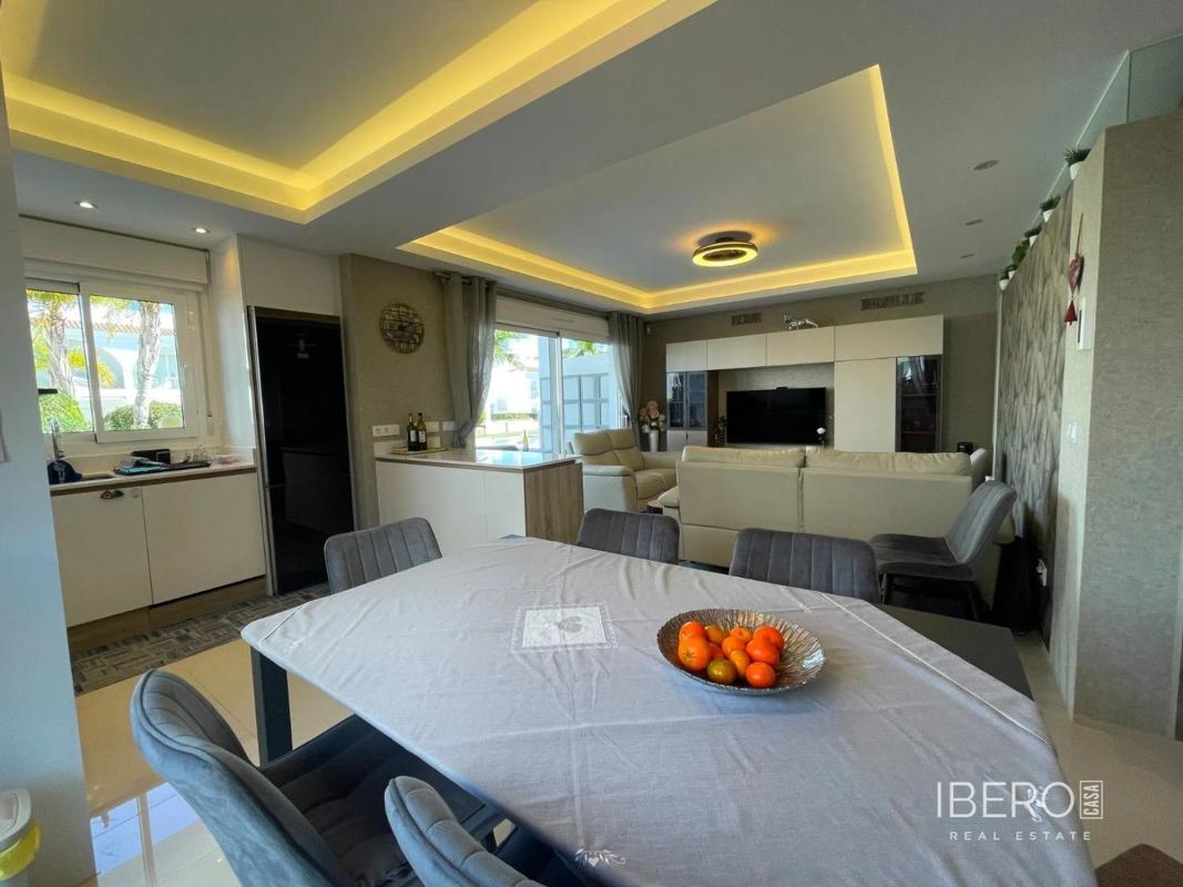 Venta de piso en Avenida de Jaén, Rojales
photo 3
