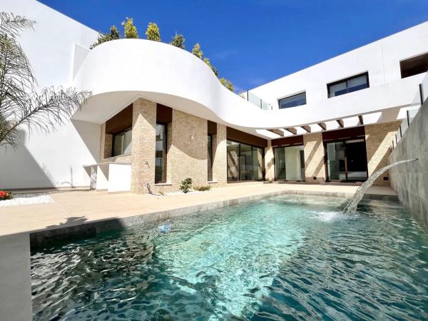 Independent chalet for sale in Centro, Rojales photo 1