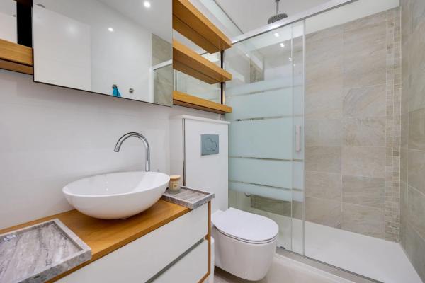Квартира на продажу на  Avenida de Cadiz, Рохалес photo 4