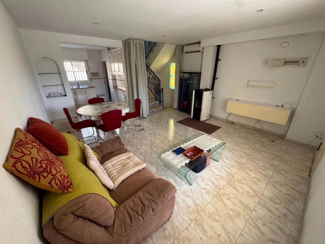 Venta de chalet adosado en Calle Zeus, 15 , Rojales photo 1