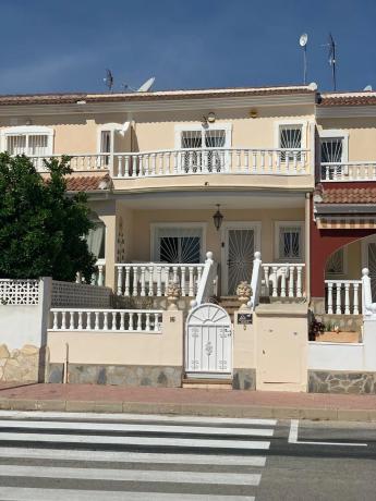 Terraced house for sale at Calle Trinquete , Rojales thumbnail 2
