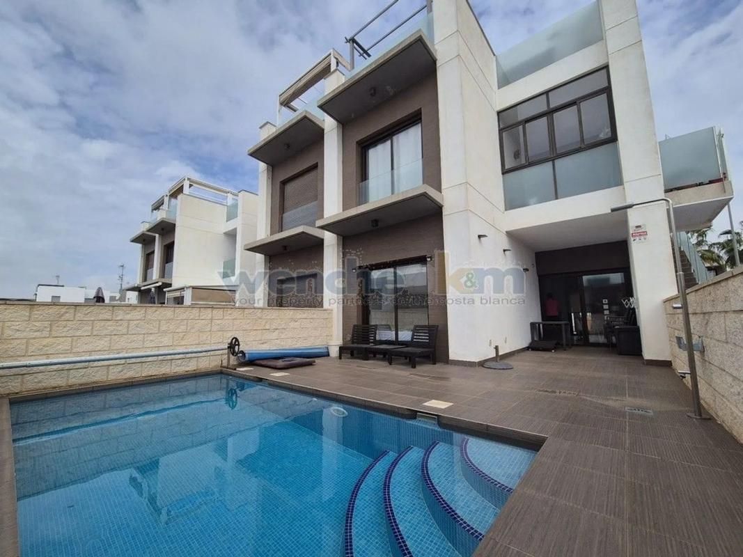 Venta de piso en Ciudad Quesada, Rojales
photo 1