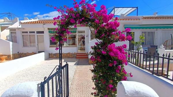 Piso en venta en Ciudad Quesada, Rojales
thumbnail 1