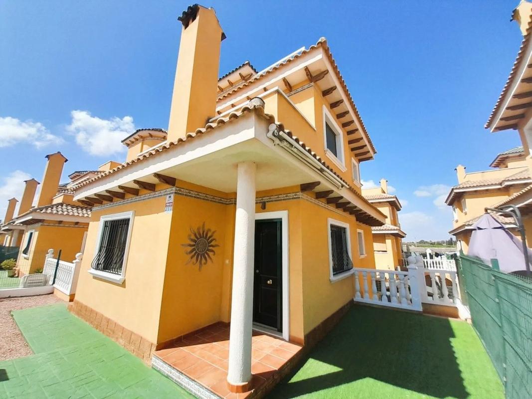 Propiedades en venta y alquiler en España photo 2