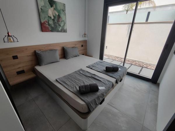 Chalet adosado en venta en Avenida del Recorral, 153 , Rojales photo 1
