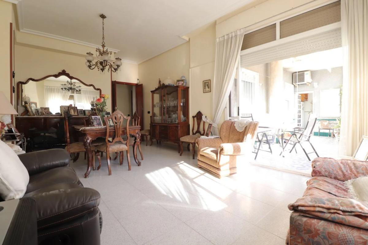 Продажа квартиры на Centro, Рохалес
 photo 3