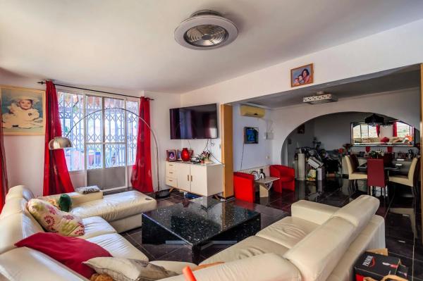 Chalet adosado en venta en Calle Costa Tropical, 2 , Rojales thumbnail 2