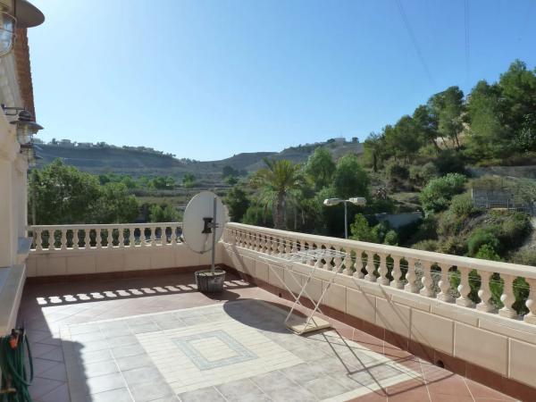 Chalet pareado photo 2