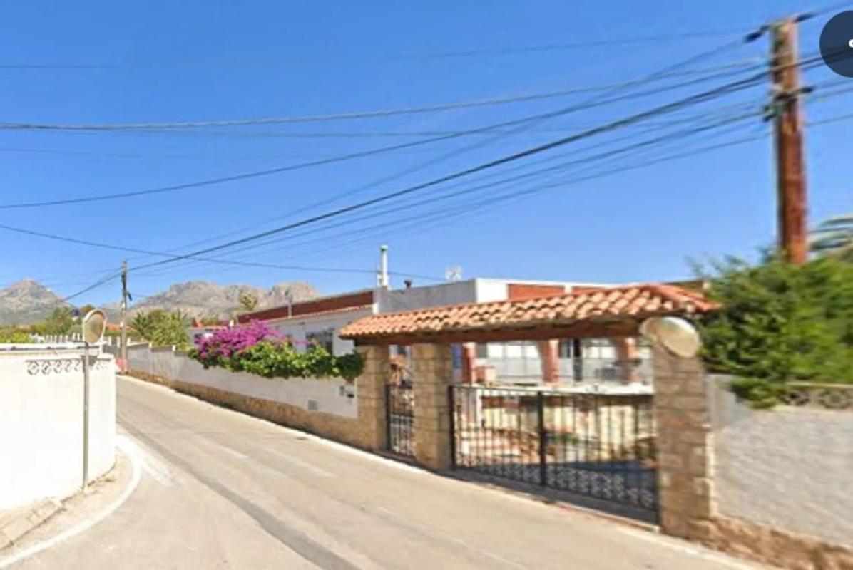Venta de chalet independiente en AV SANT RAFEL, 30, Alfaz del Pi
photo 1