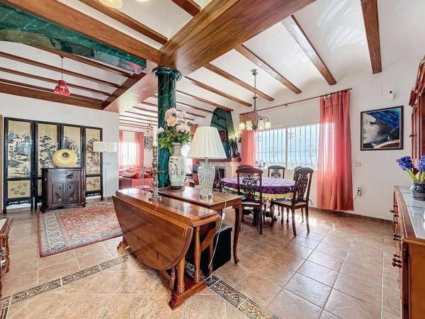 Chalet independiente en venta en Alfaz del Pi Pueblo-Urbanizaciones, Alfaz del Pi
 photo 2