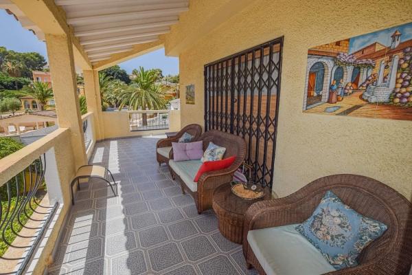 Chalet independiente en venta en Colonia Escandinavia-Cautivador, Alfaz del Pi
 photo 1