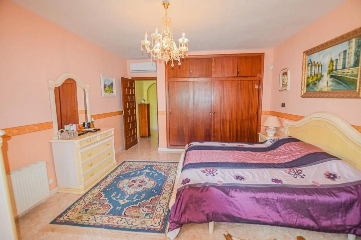 Sprzedaż niezależnego domku jednorodzinnego w  Colonia Escandinavia-Cautivador, Alfaz del Pi photo 5