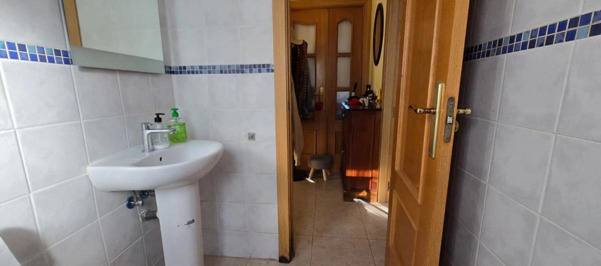 Недвижимость на продажу и в аренду в Испании photo 4