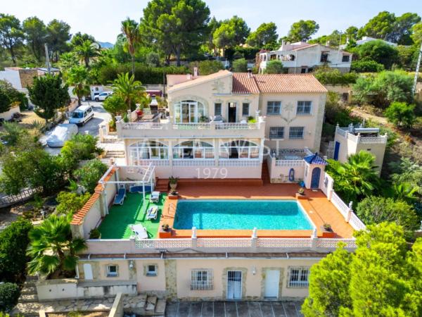 Chalet adosado en venta en  Calle Pintor Rembrandt, 29 , Alfaz del Pi photo 3