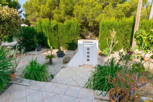 Independent chalet for sale in L'Albir, Alfaz del Pi
 photo 1