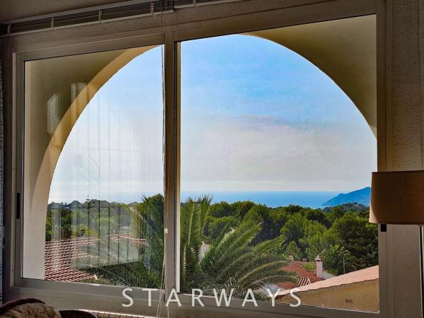 Chalet wolnostojący na sprzedaż w Colonia Escandinavia-Cautivador, Alfaz del Pi thumbnail 1