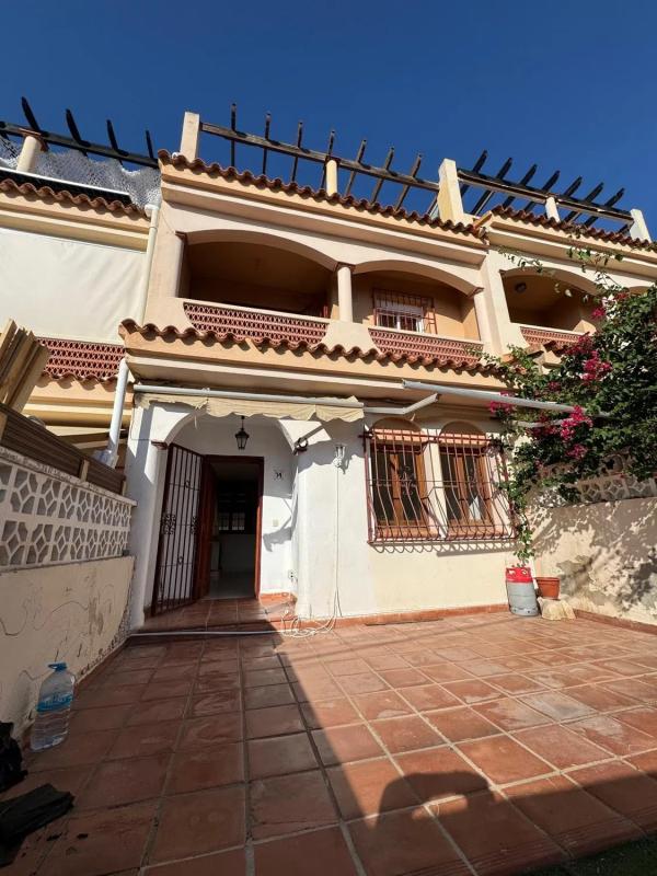 Sale of townhouse in Calle Otari , Alfaz del Pi photo 1