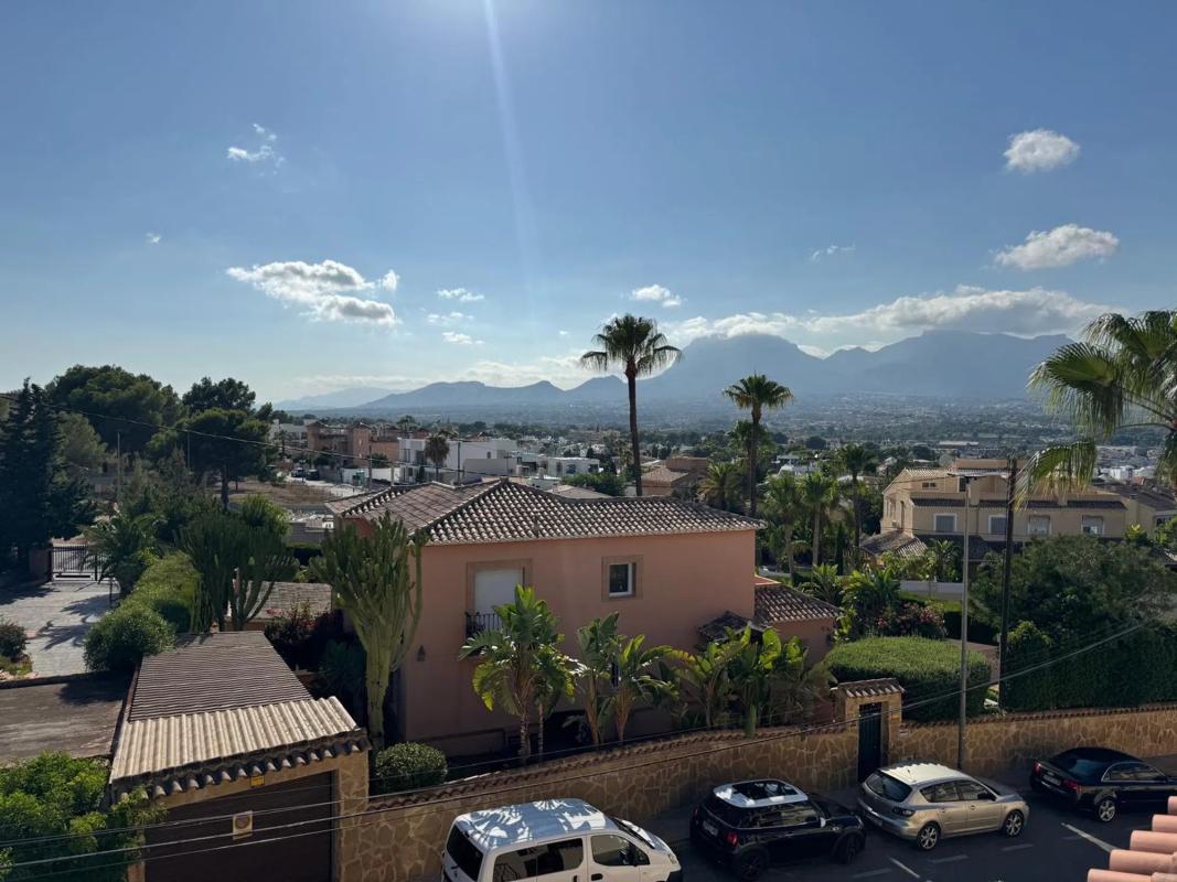 Sale of townhouse in Calle Otari , Alfaz del Pi photo 3