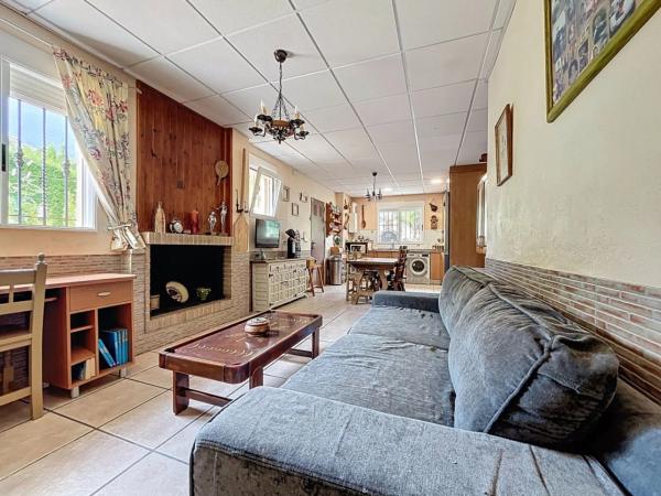 Chalet independiente en venta en Calle Austral, Alfaz del Pi
photo 1