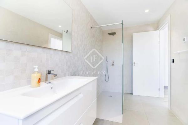 Chalet independiente en venta en Avenida gran canaria, Alfaz del Pi
 photo 2