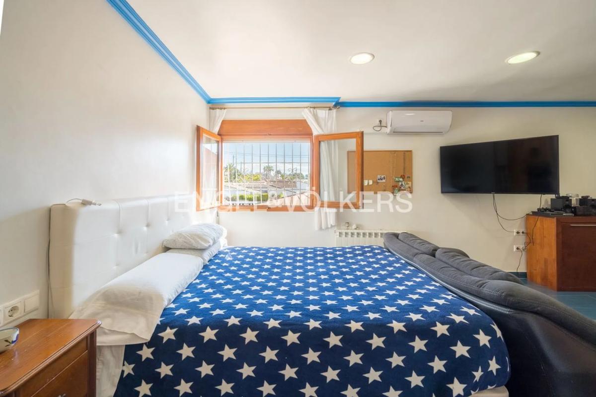 Продажа отдельного шале в Calle Robi, Алфаз дель Пи photo 2