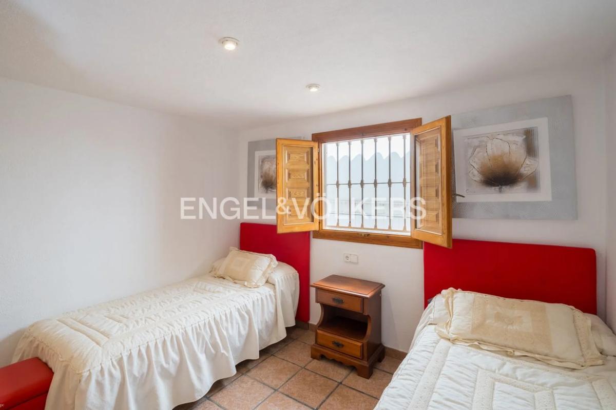 Продажа отдельного шале в Calle Robi, Алфаз дель Пи photo 5