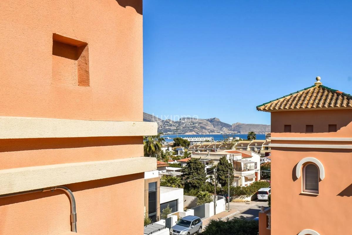 Venta de chalet independiente en L'Albir, Alfaz del Pi
 photo 2