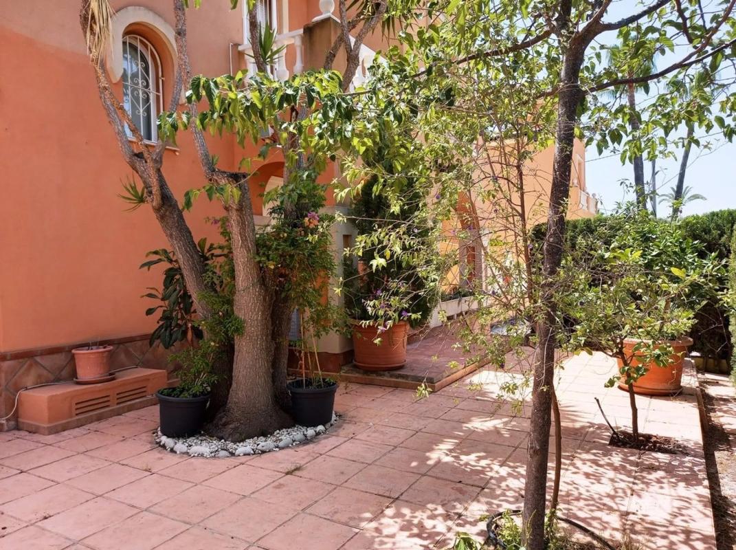 Sale of independent chalet in L'Albir, Alfaz del Pi
photo 5