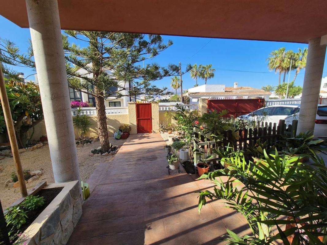 Venta de chalet independiente en Calle Pegas, Alfaz del Pi
 photo 3