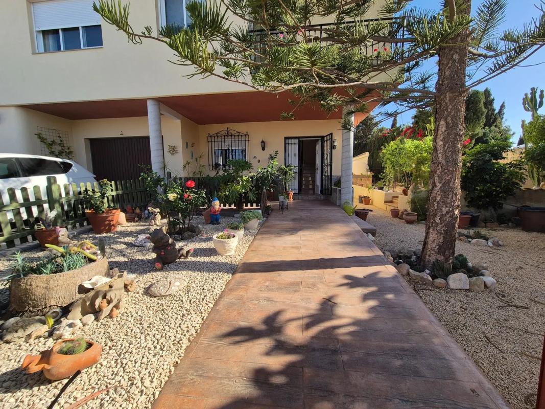 Venta de chalet independiente en Calle Pegas, Alfaz del Pi
 photo 4