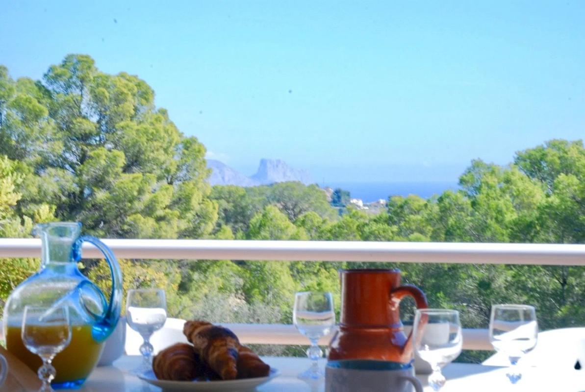 Sale of independent chalet in Calle Montseny, Alfaz del Pi
photo 4