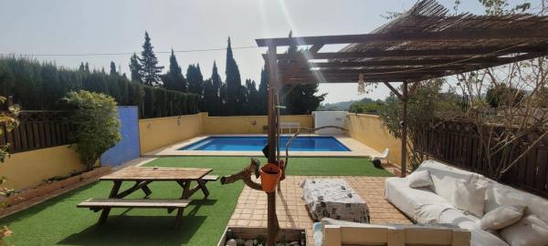 Частный шале на продаже в  Avenida del Captivador, Алфаз дель Пи photo 2