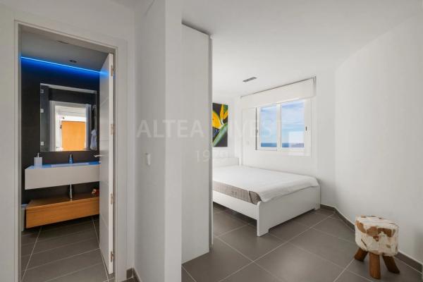 Independent chalet for sale in Calle Sondeo-s.a. II, 18, Altea
 photo 3