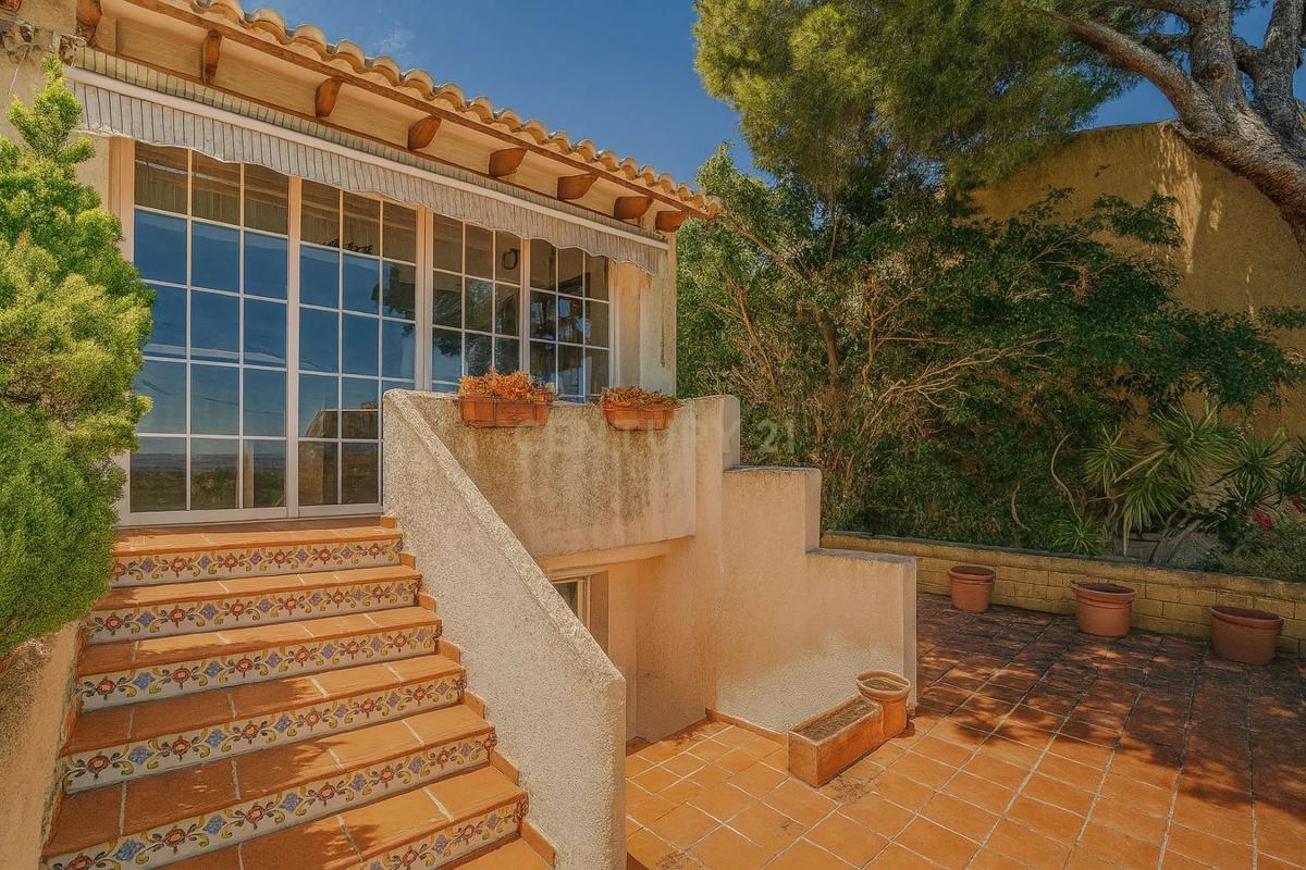 Venta de chalet adosado en  Calle Austria , Altea photo 4
