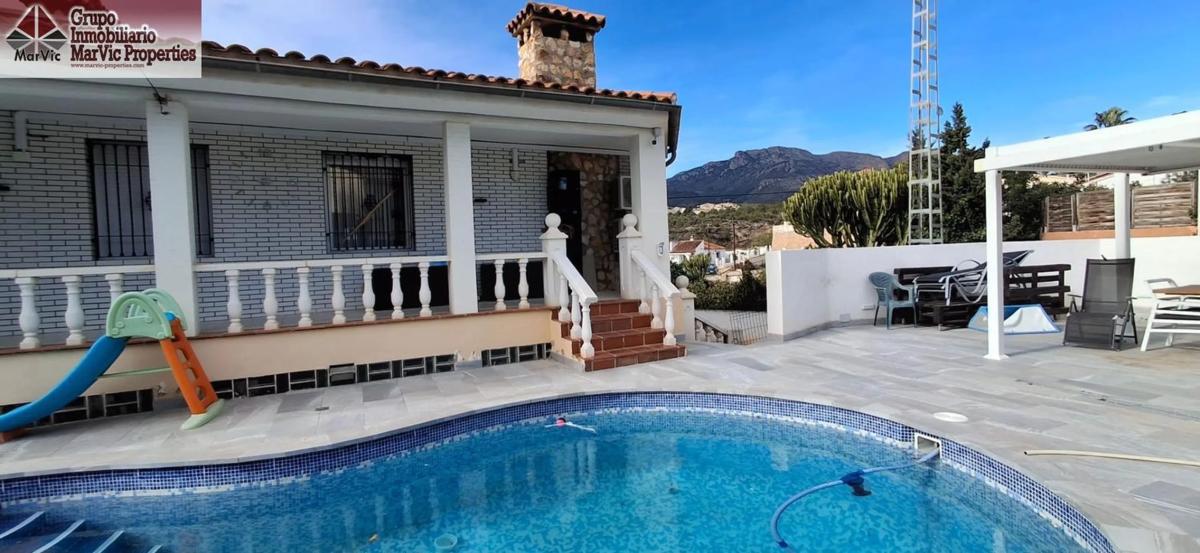 Venta de chalet independiente en Pueblo Poniente, Benidorm
photo 1