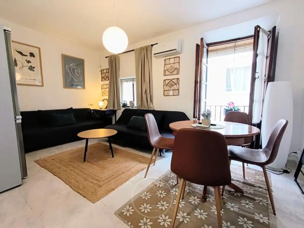 Independent chalet for sale in Calle de Sant Vicent, Benidorm
thumbnail 1