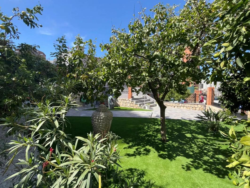 Sale of independent chalet in Barrio Zona Sierra Helada, Benidorm
photo 5