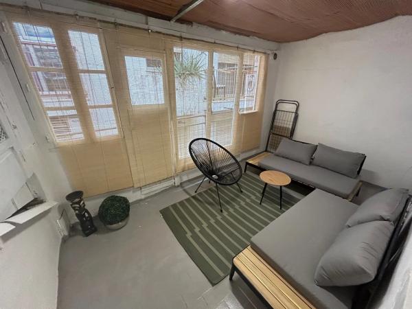 Chalet pareado en calle de Sant Vicent, 18 photo 1