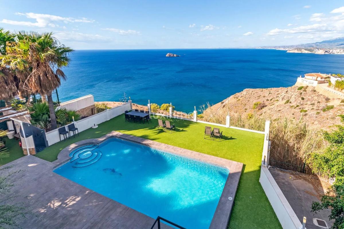 Venta de chalet independiente en Barrio Zona Sierra Helada, Benidorm
photo 3