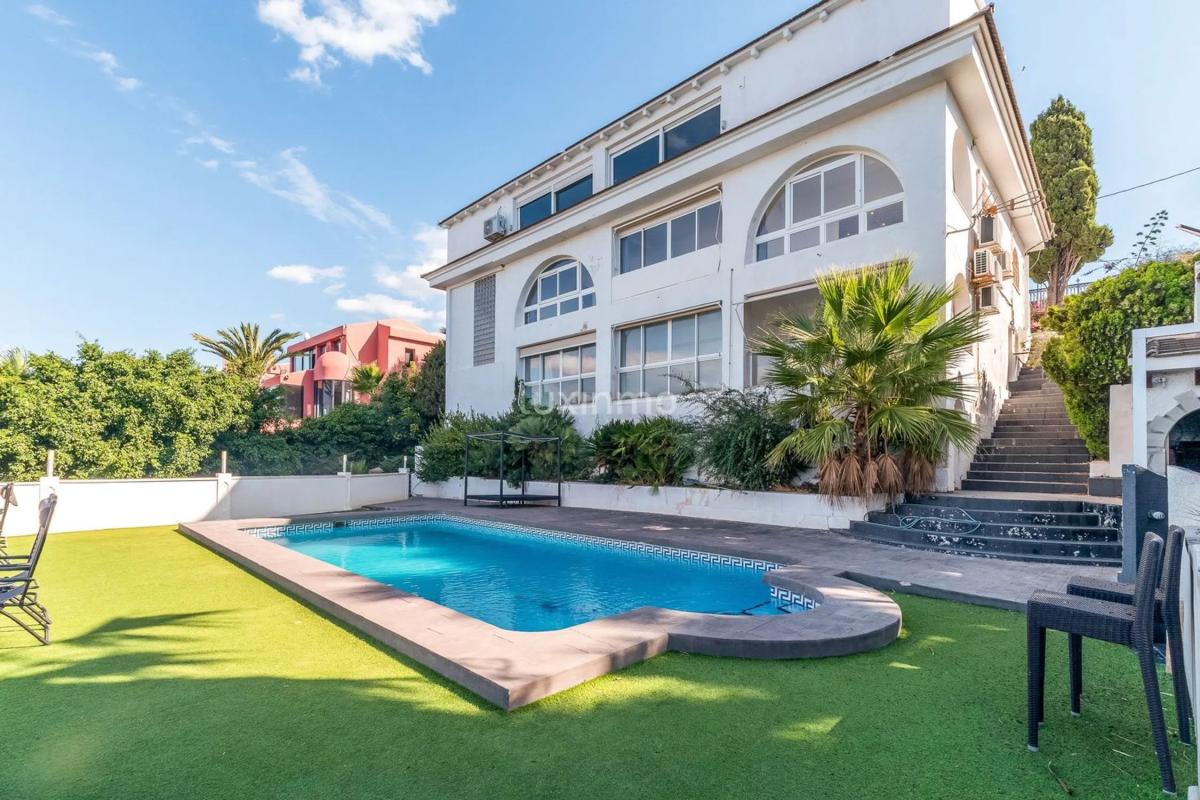 Venta de chalet independiente en Barrio Zona Sierra Helada, Benidorm
photo 5