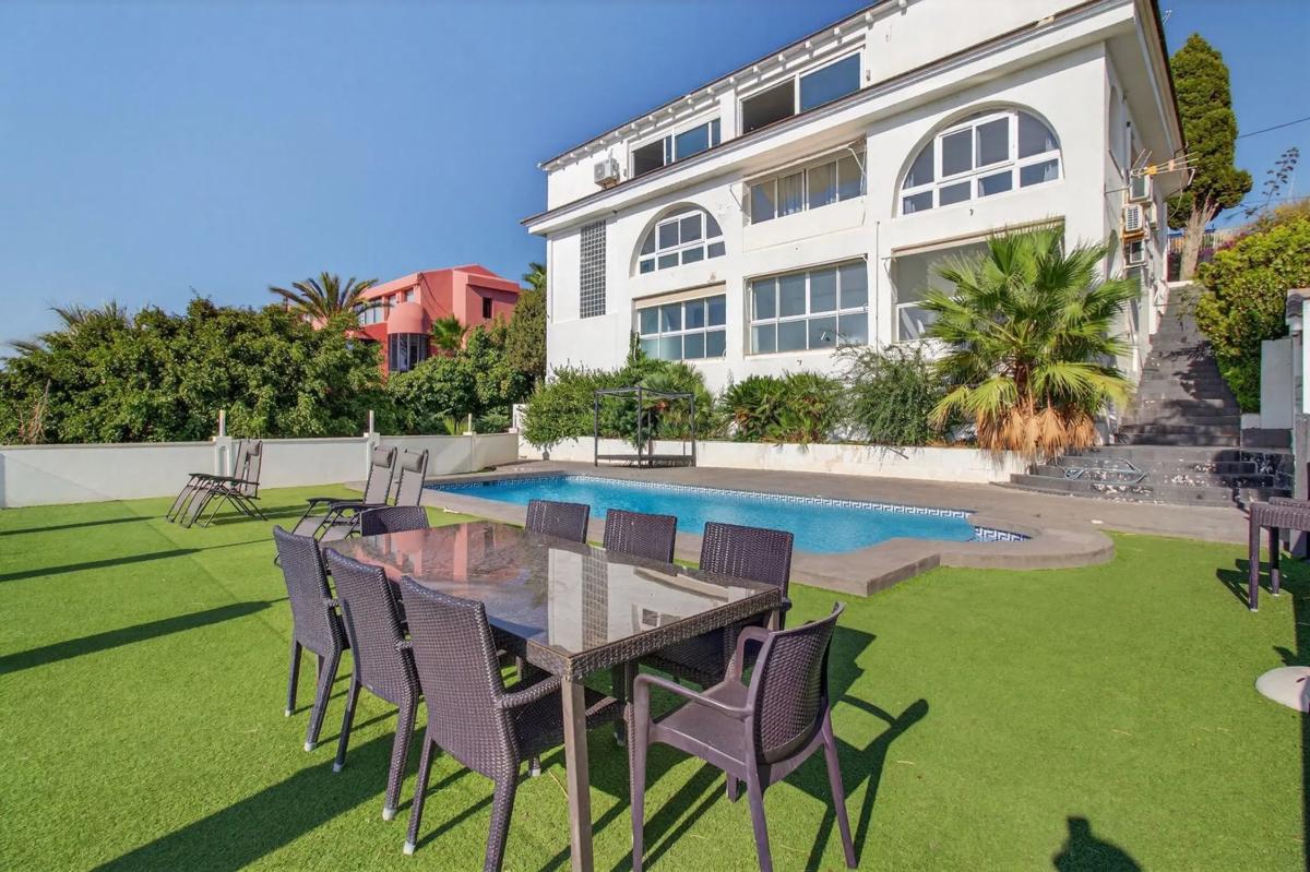Sale of independent chalet in Barrio Zona Sierra Helada, Benidorm
photo 1