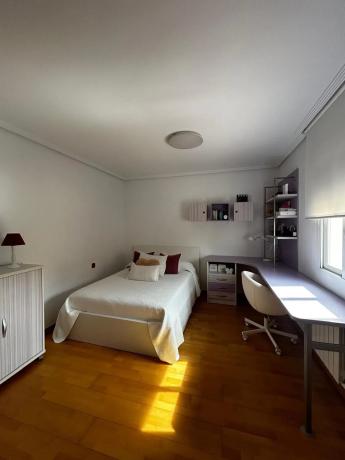 Independent chalet for sale in Calle Entrepinos, Benidorm
photo 1